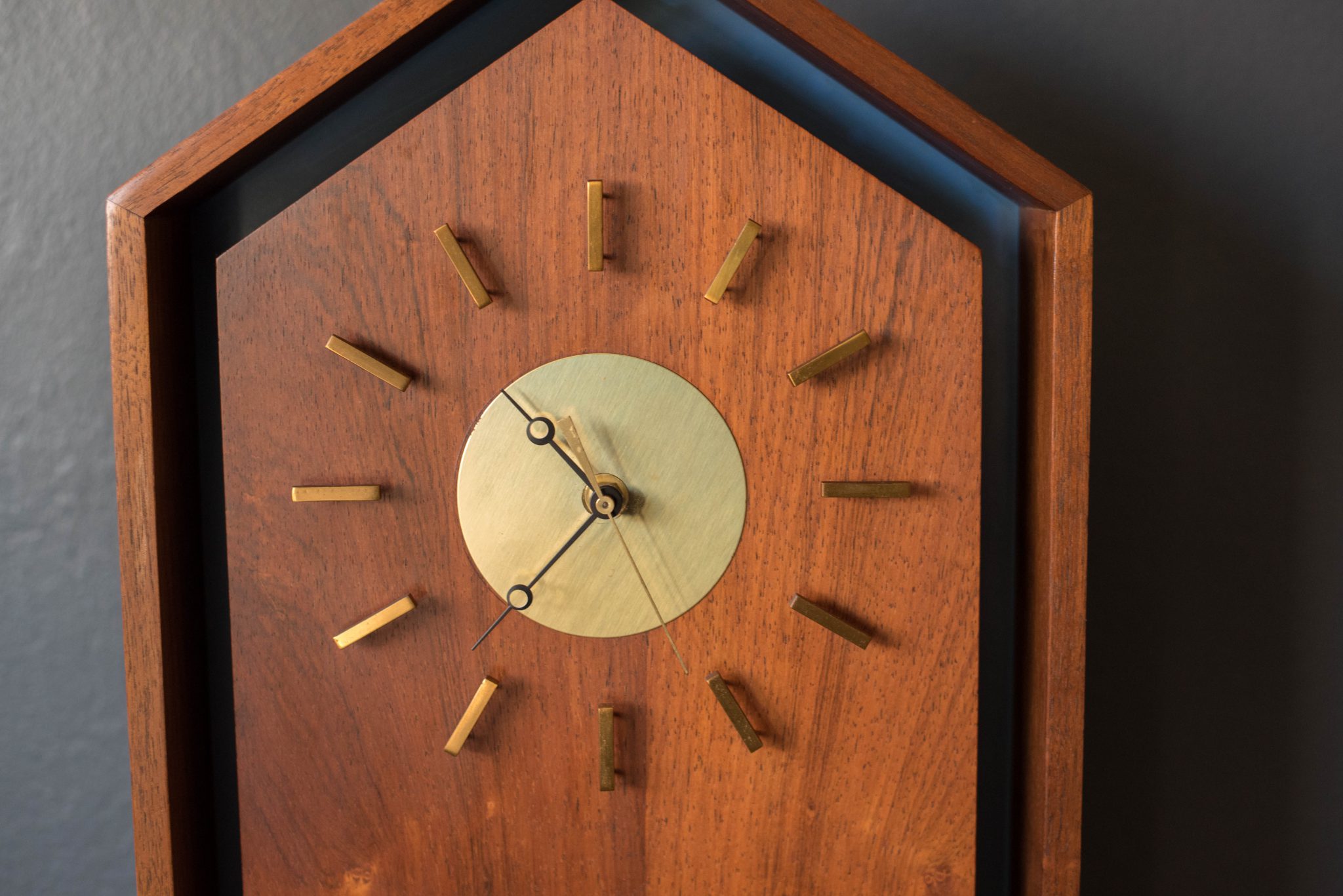 Mid Century Modern Howard Miller Walnut Clock by Arthur Umanoff - Mid