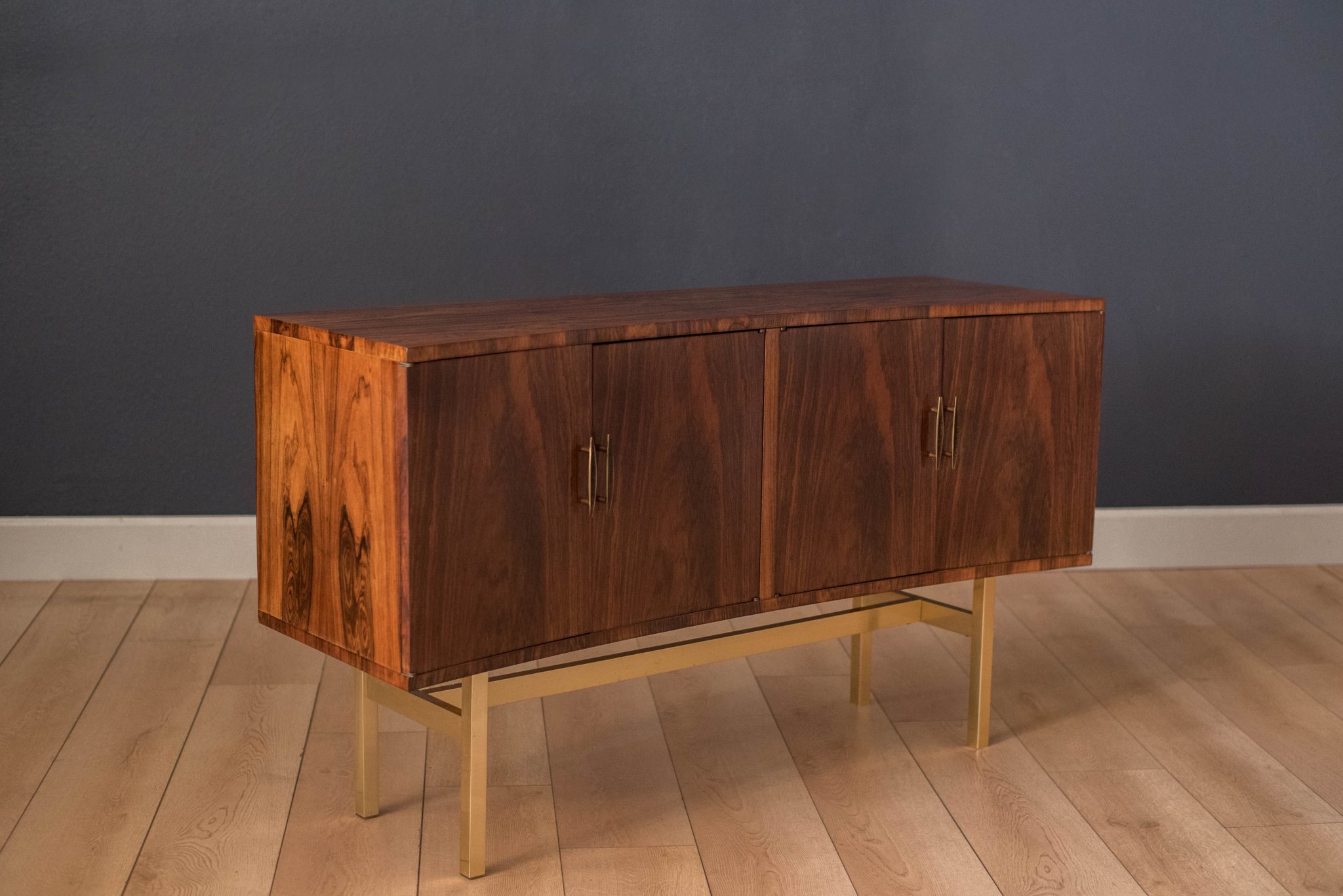 Mid-Century Modern Curved Rosewood Credenza by Heritage - Mid Century ...